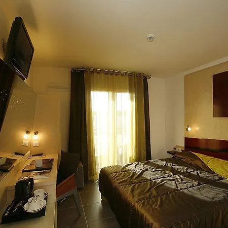 Logis La Fauceille 4* Perpignan