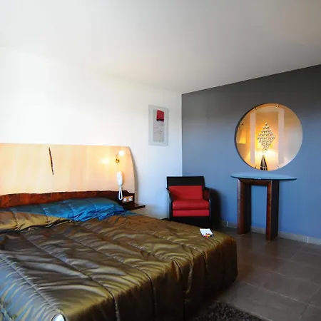Hotell Logis La Fauceille
