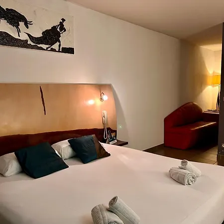 Hotel Logis La Fauceille Perpignan