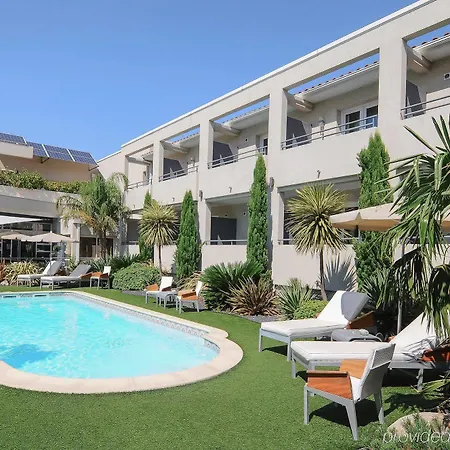 Logis La Fauceille Hotel