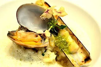 Logis La Fauceille 호텔 4*