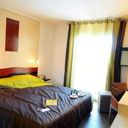 Logis La Fauceille Hotell